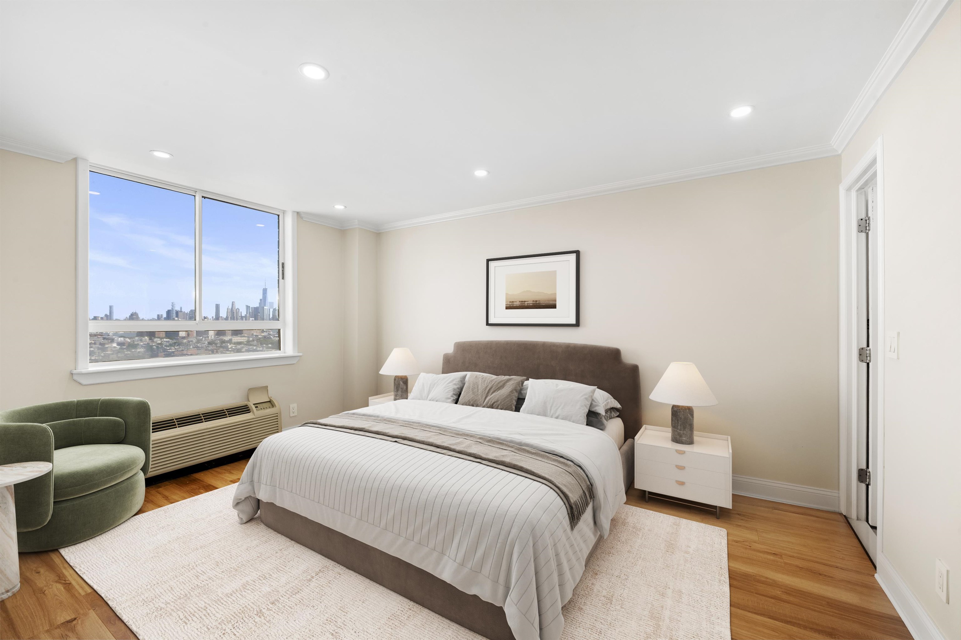 100 Manhattan Ave 1208 Property Photo 6