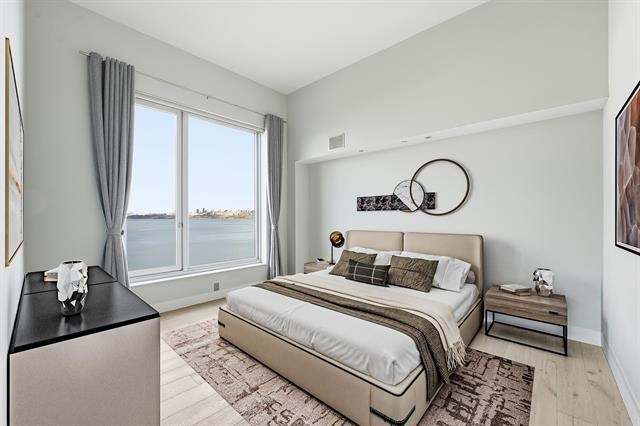 1000 Avenue At Port Imperial 703 Property Photo 5