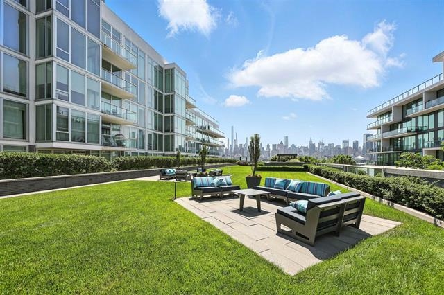 1000 Avenue At Port Imperial 703 Property Photo 14