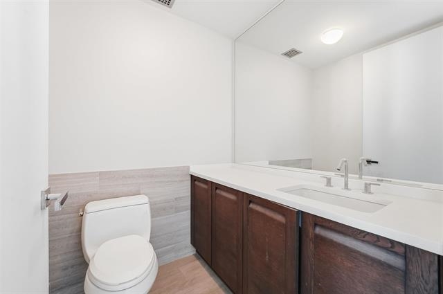 1000 Avenue At Port Imperial 703 Property Photo 27