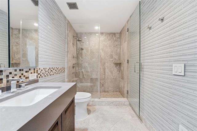 1000 Avenue At Port Imperial 703 Property Photo 30