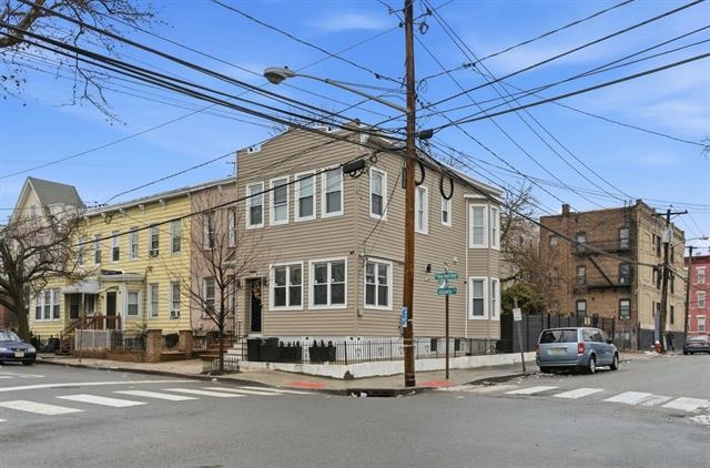 96 ATLANTIC ST Property Photo 1