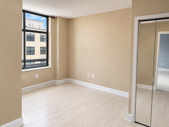 610 Newark St 5g Property Photo 6