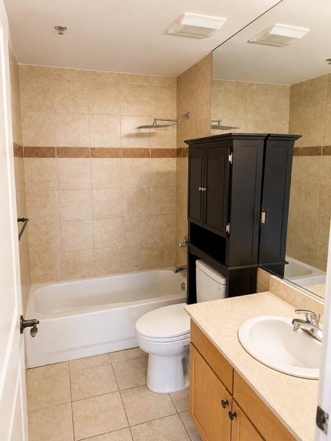 610 Newark St 5g Property Photo 8