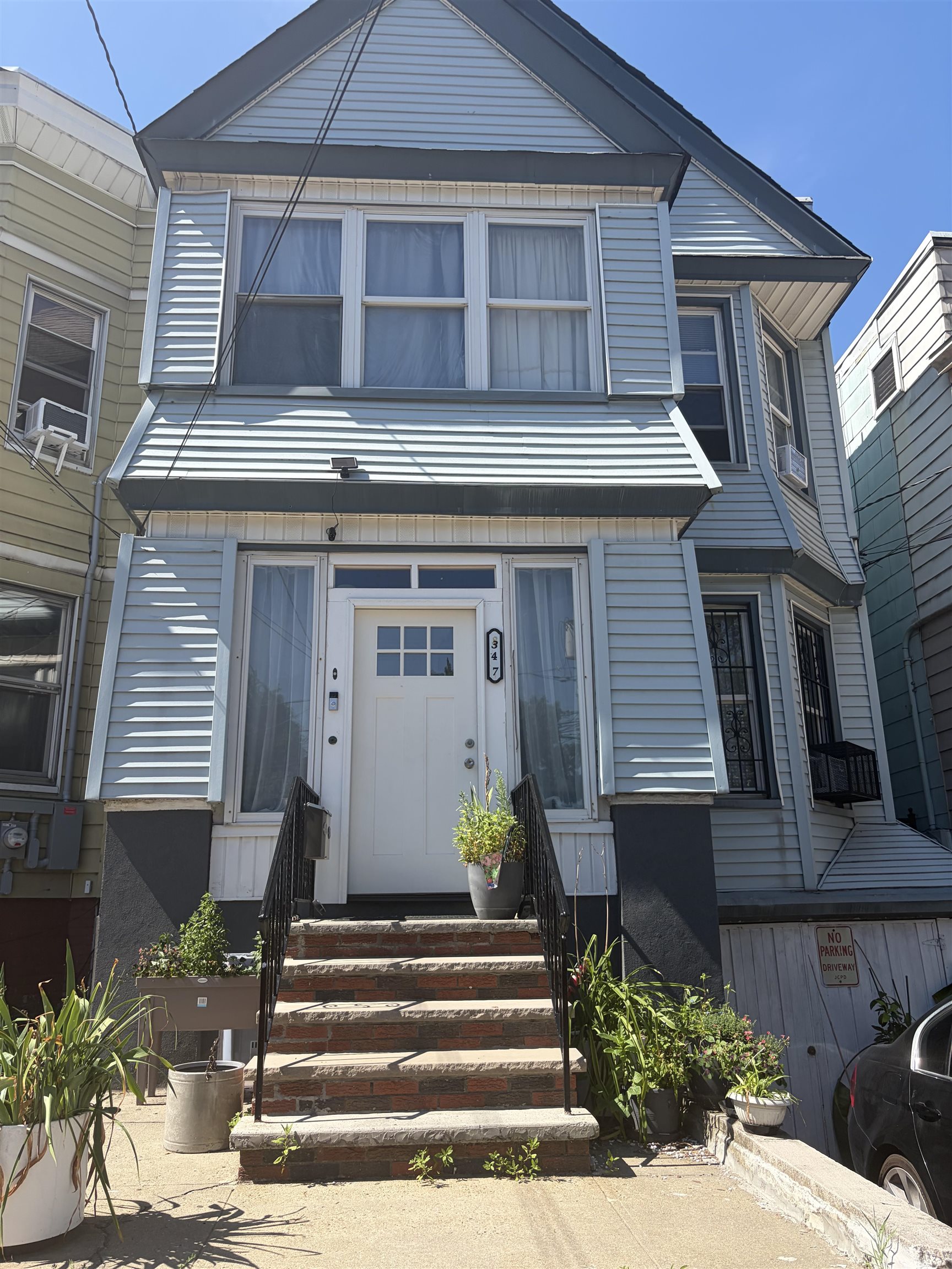 347 Union St Property Photo 1