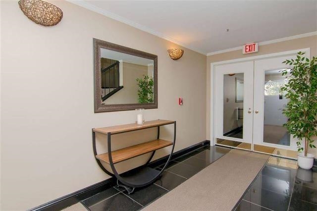 476 Monmouth St 205 Property Photo 3