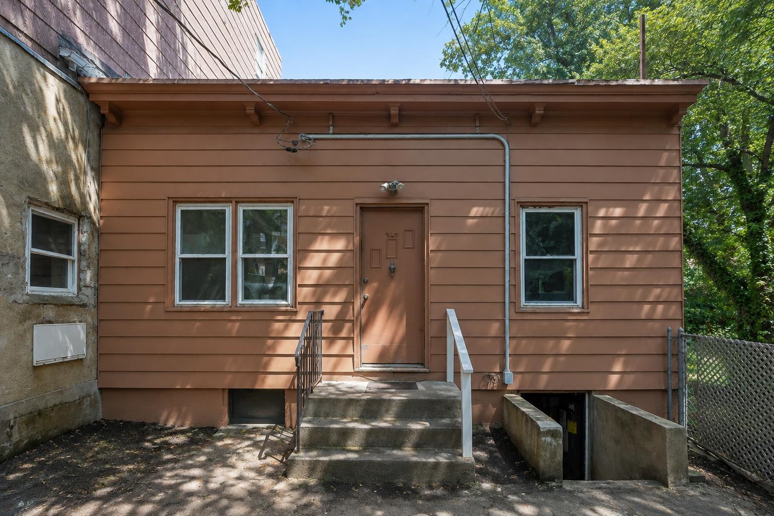 414 MONASTERY PL Rear Property Photo 1