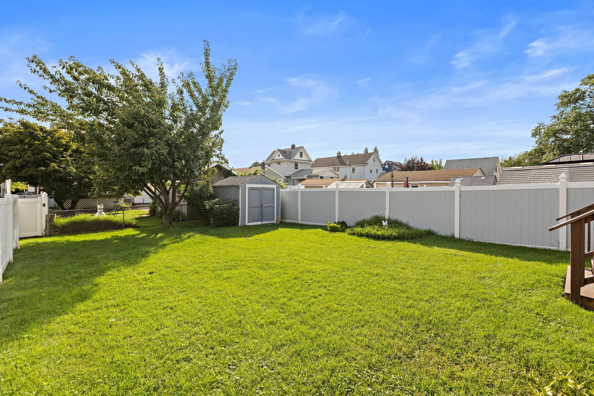 420 Rutherford Ave Property Photo 16
