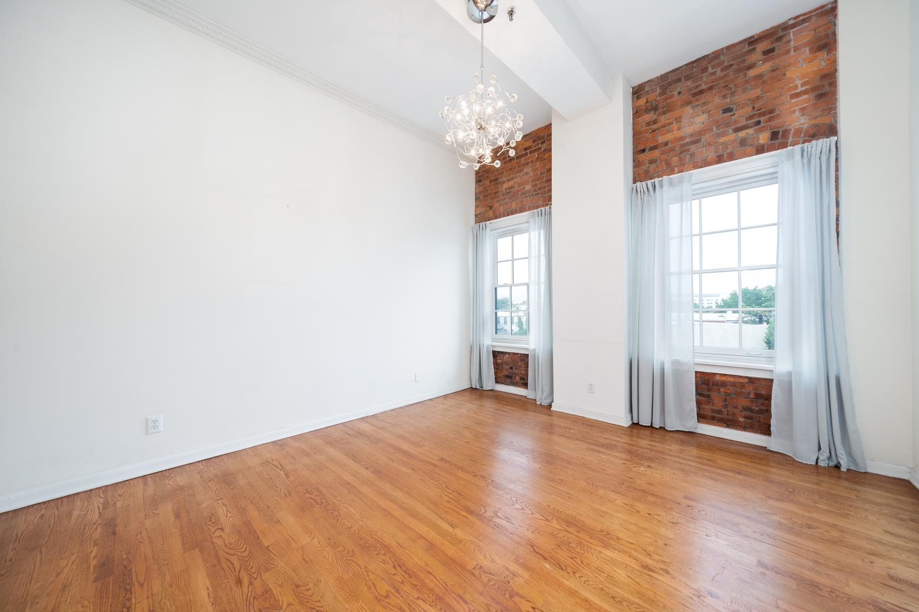 347 Varick St 417a Property Photo 5