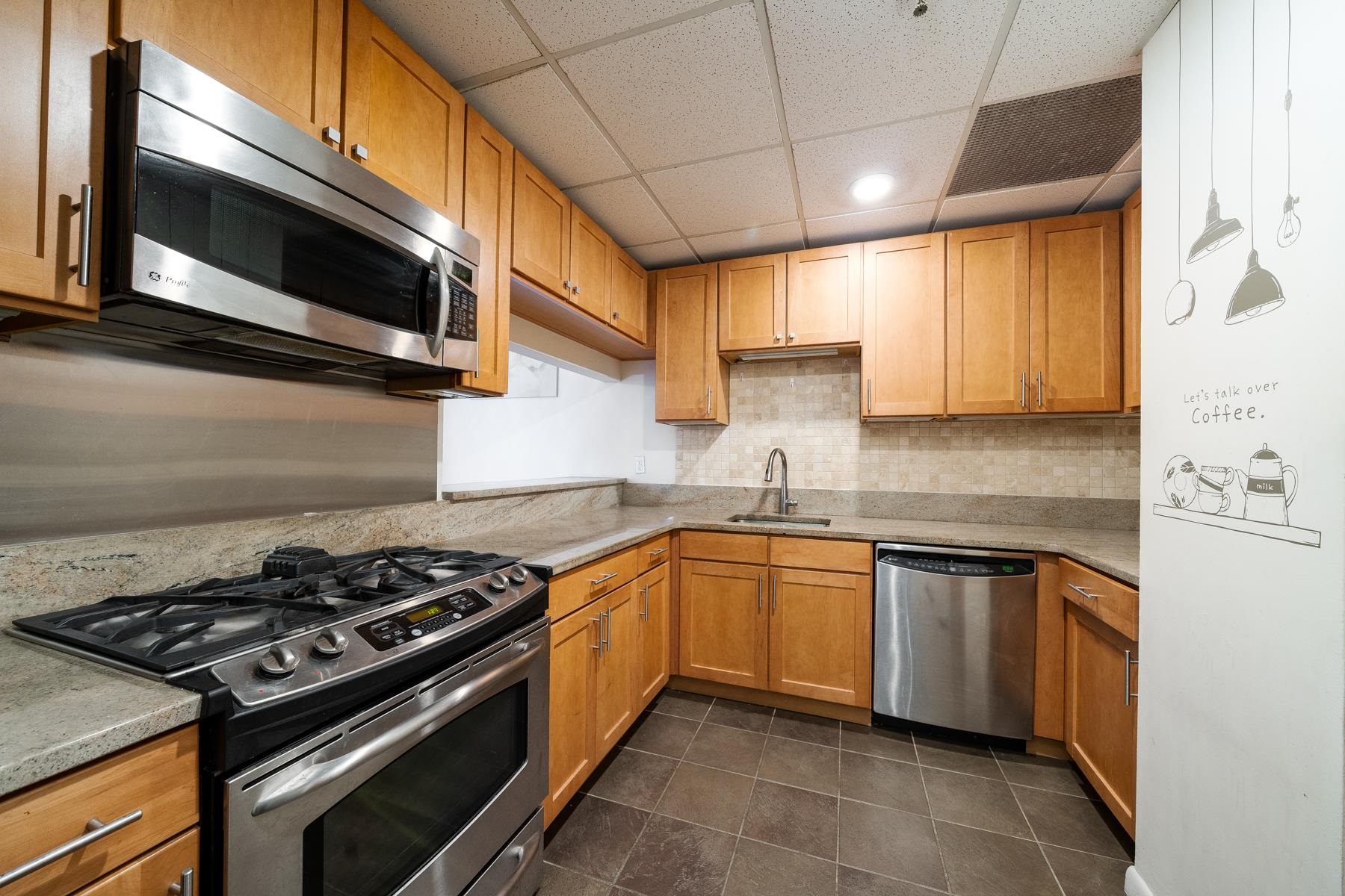 347 Varick St 417a Property Photo 7