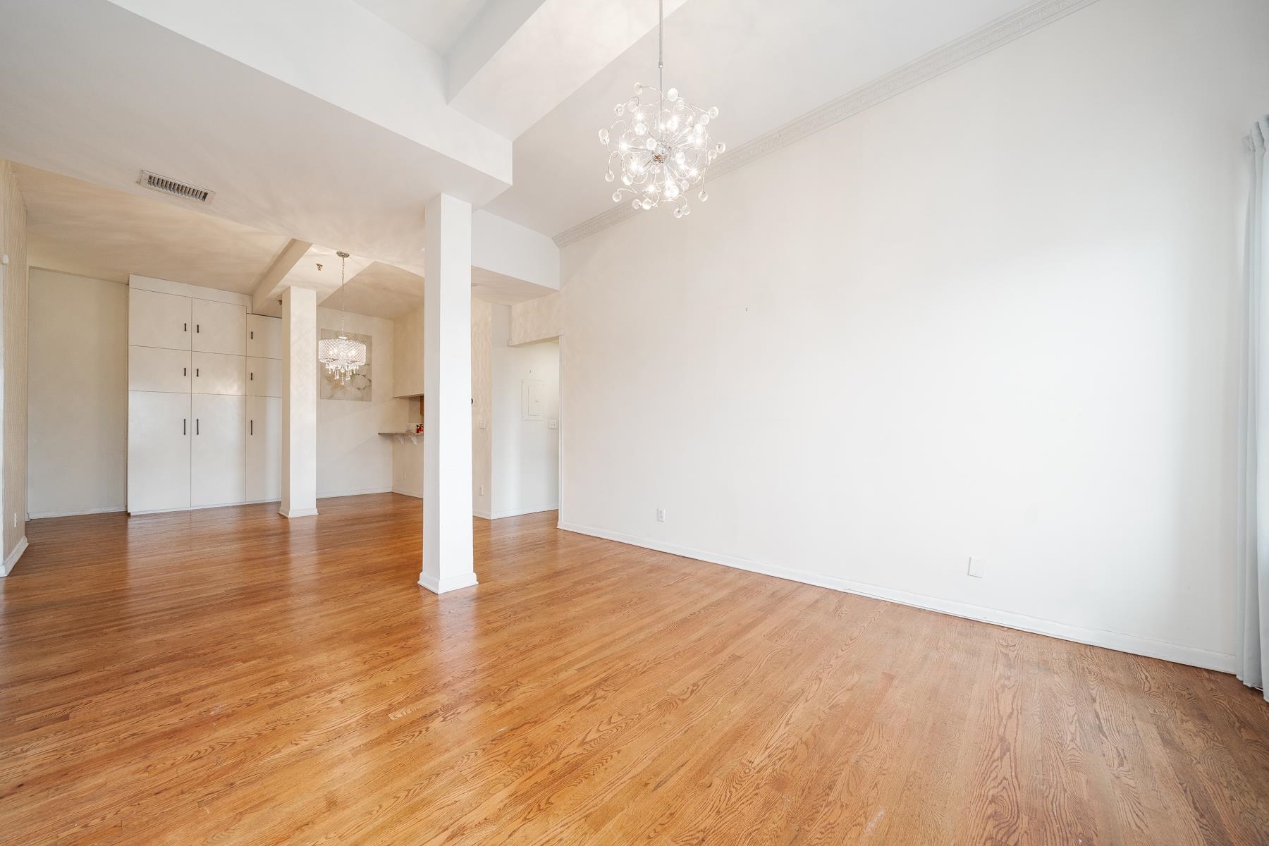 347 Varick St 417a Property Photo 17