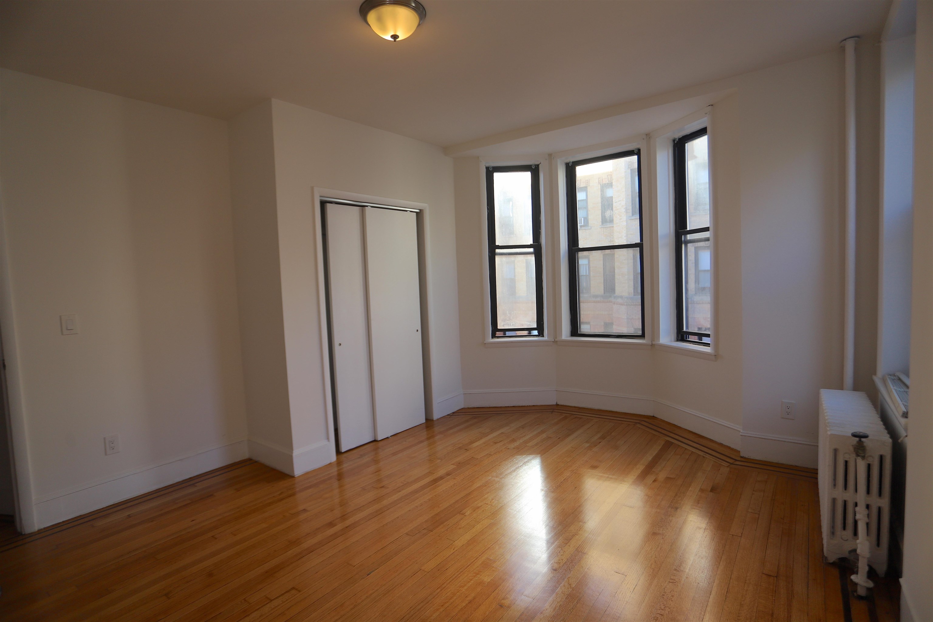 1131 Washington St 2 Property Photo 9
