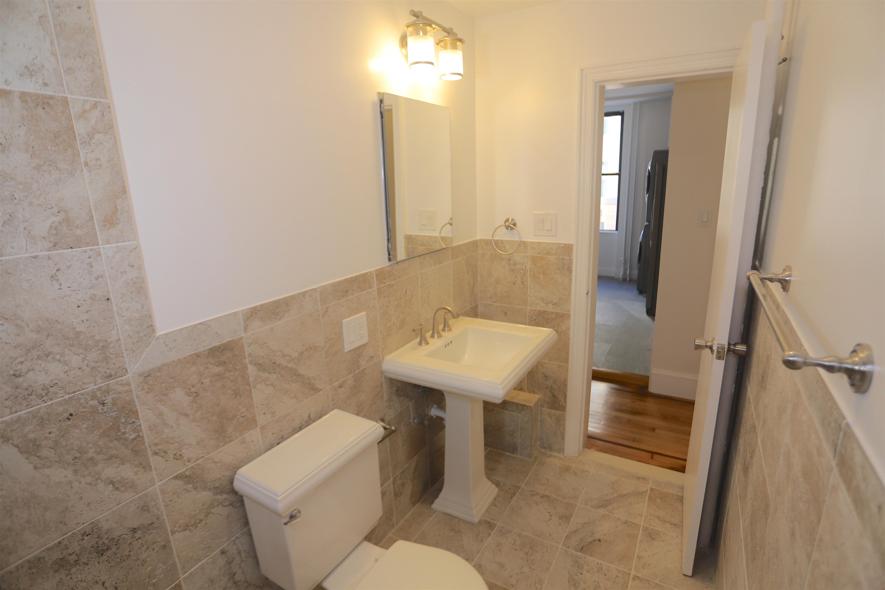 1131 Washington St 2 Property Photo 21