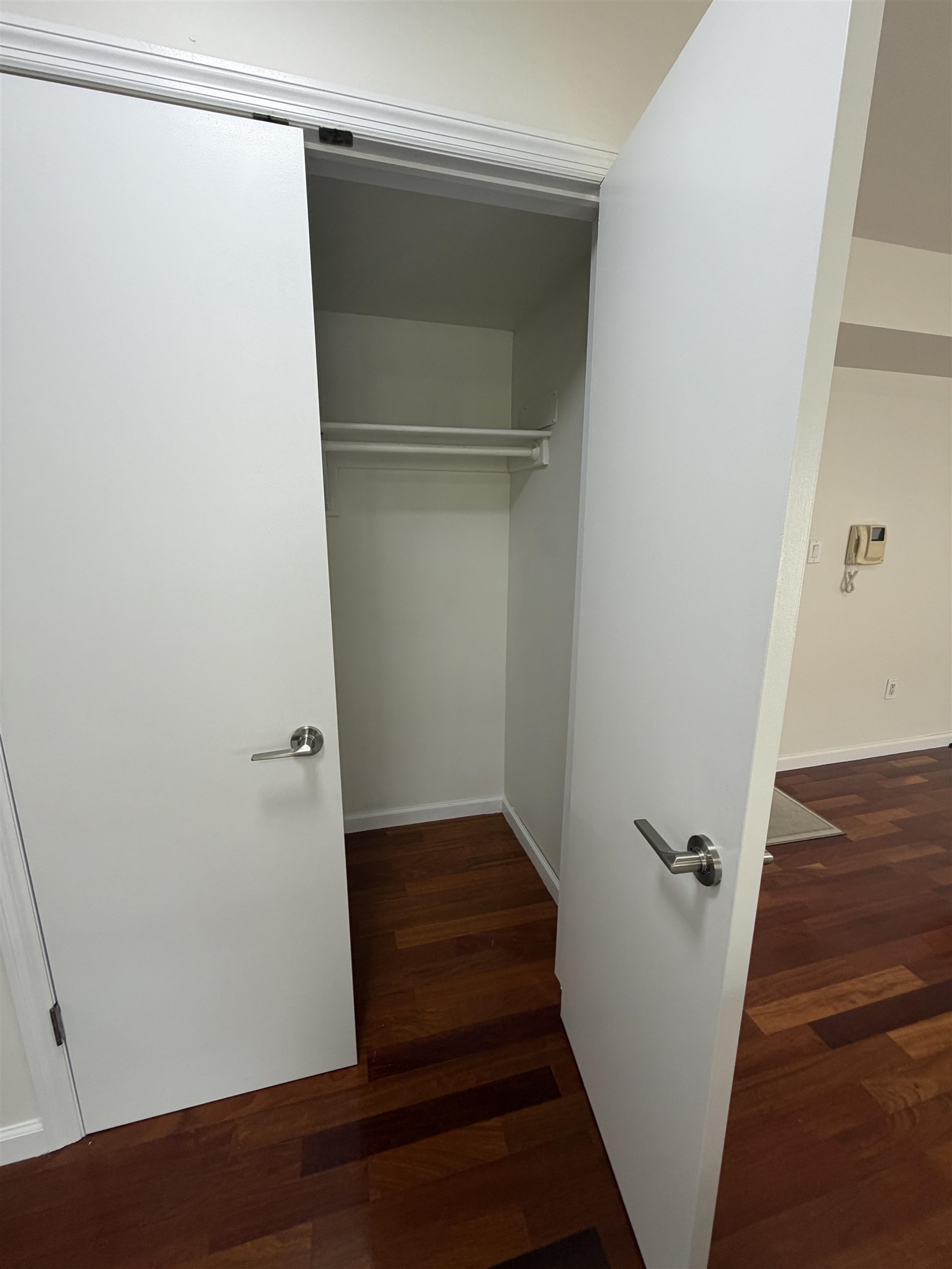 209 40th St 3c Property Photo 13