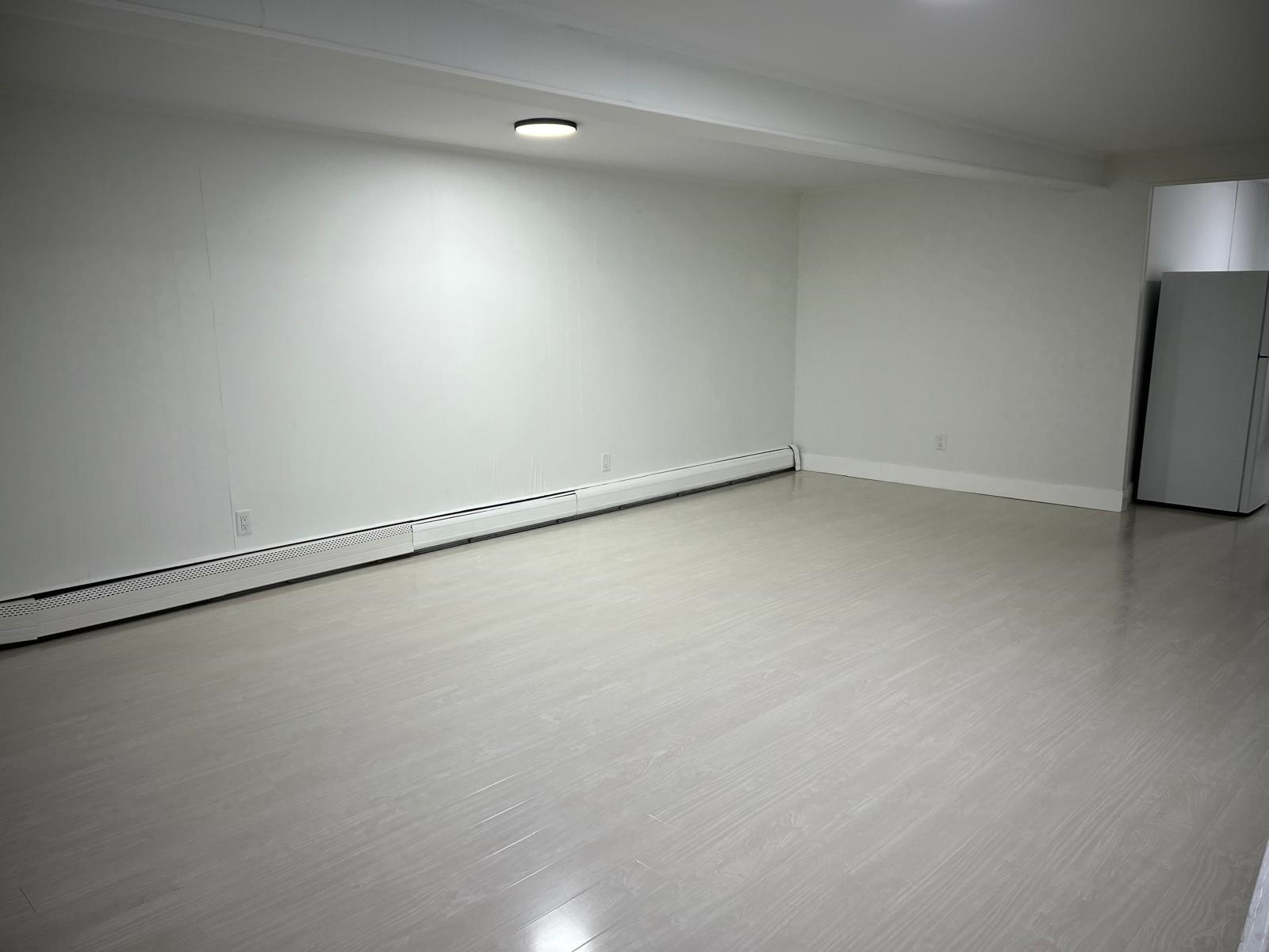 84 Clendenny Ave Property Photo 34