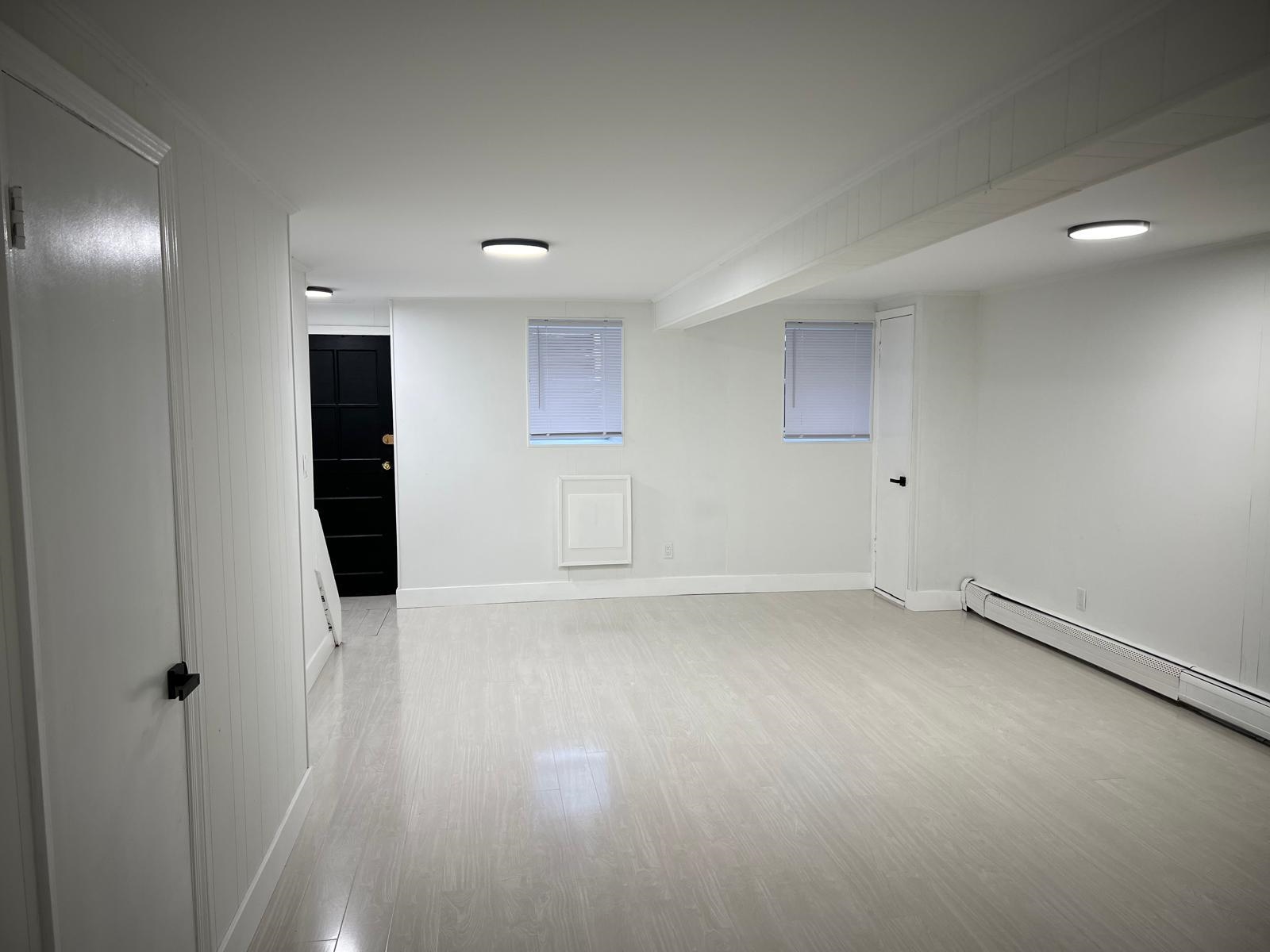 84 Clendenny Ave Property Photo 35