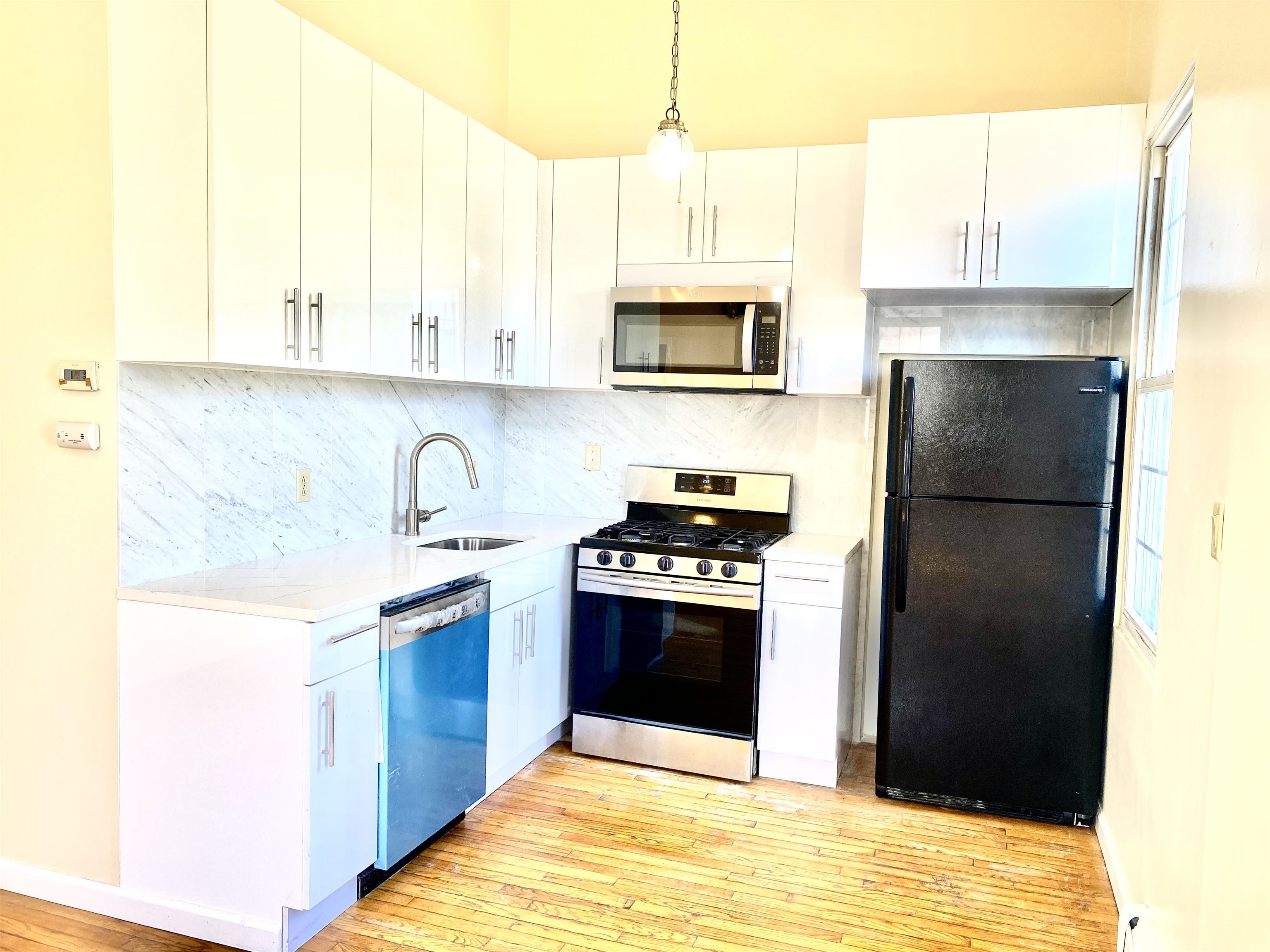 325 Central Ave 3 Property Photo 1