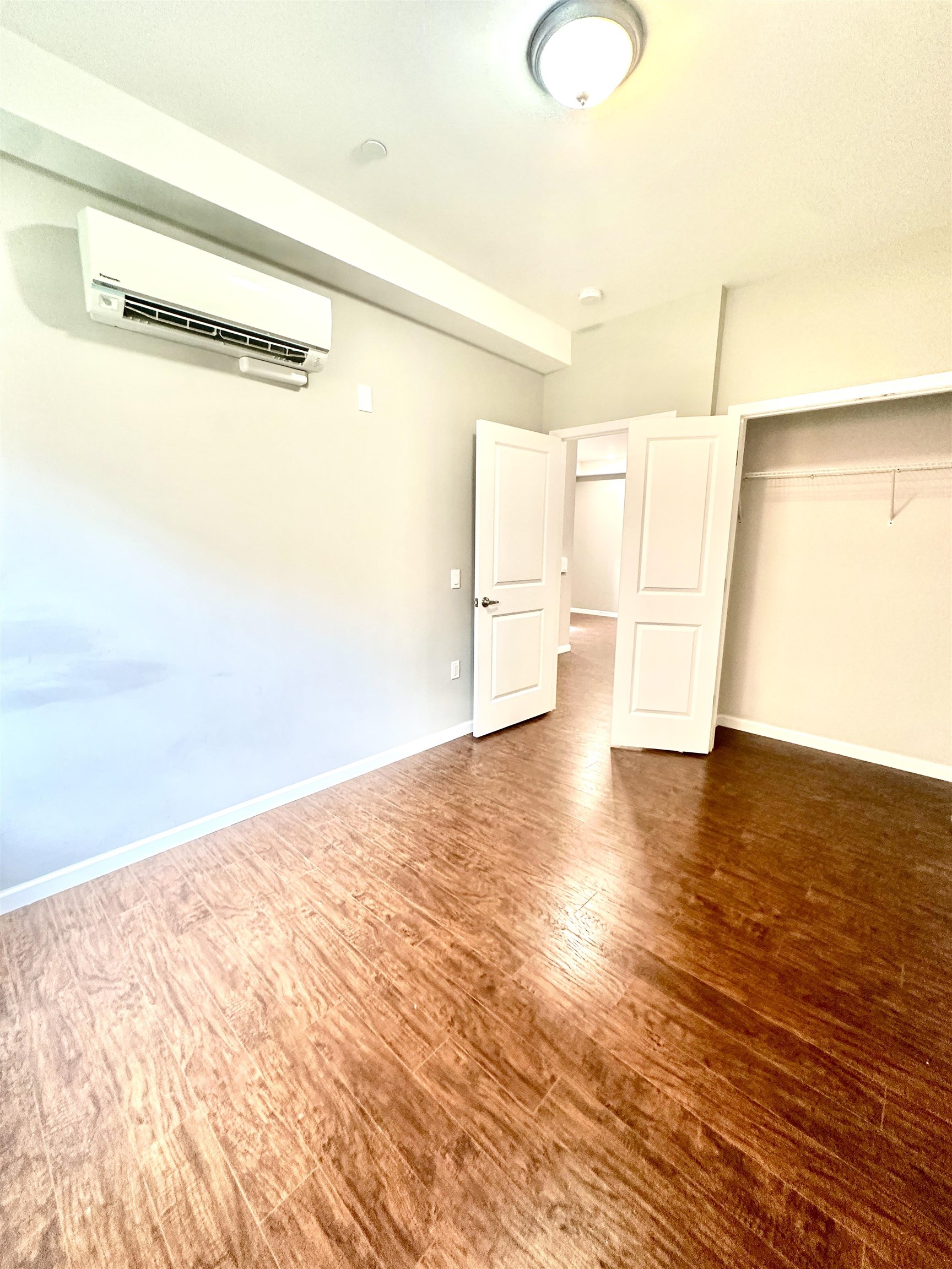 40 Vroom St 1c Property Photo 14