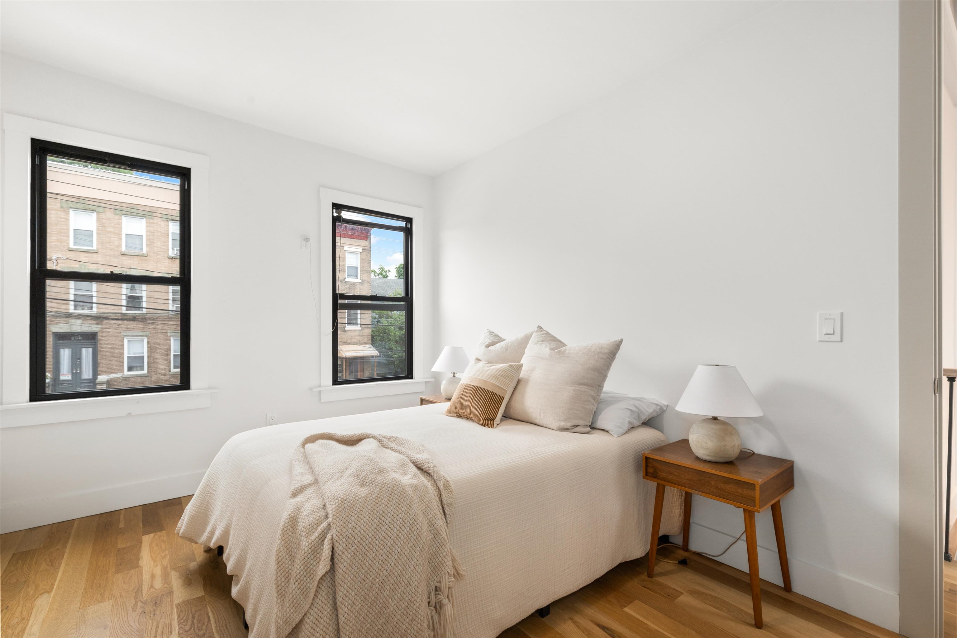 297 New York Ave Property Photo 21