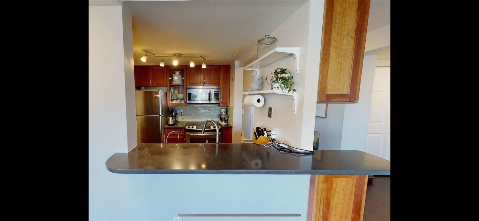 20 2nd St 608 Property Photo 5