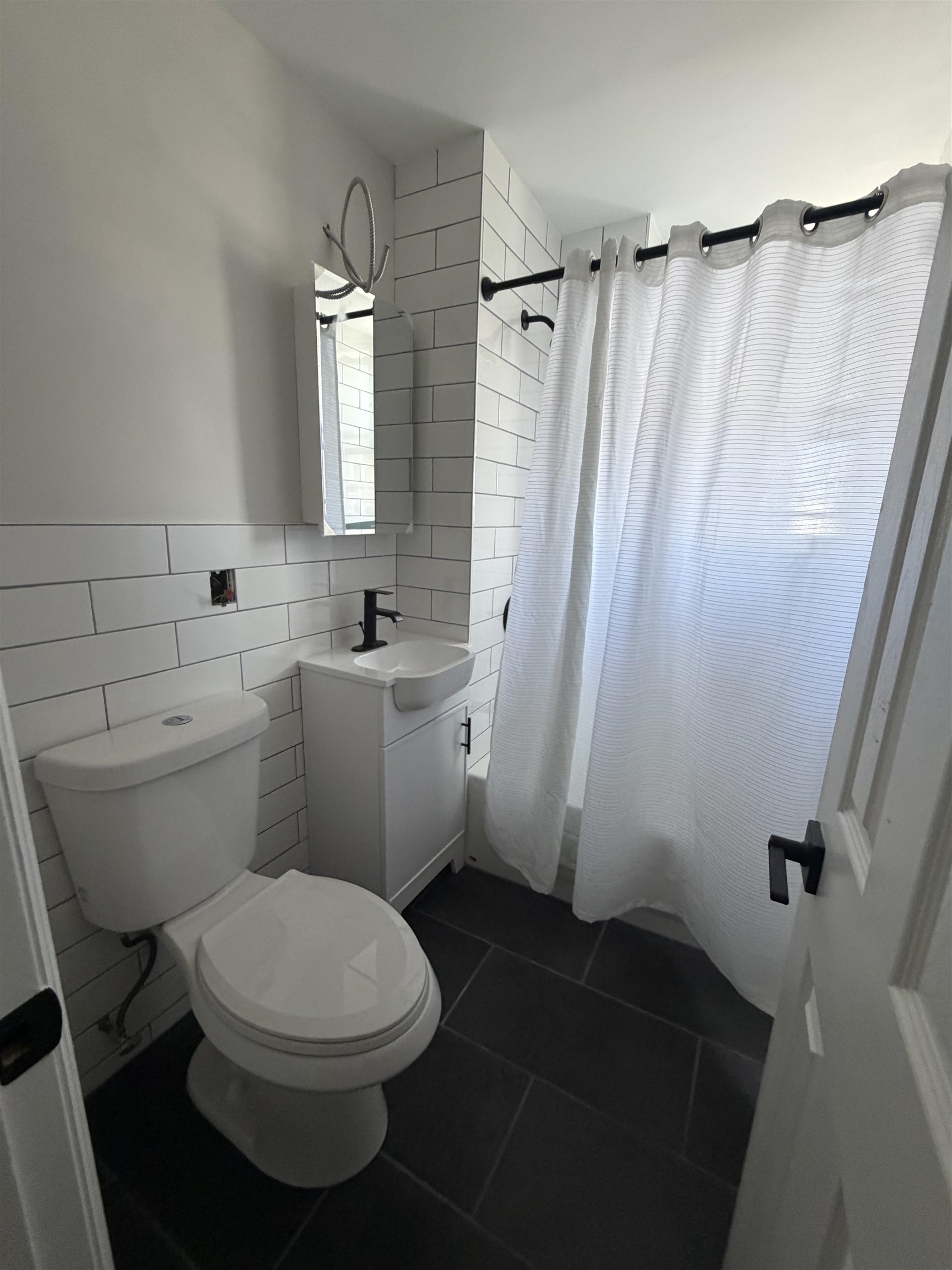 31-33 66th St 5c Property Photo 5