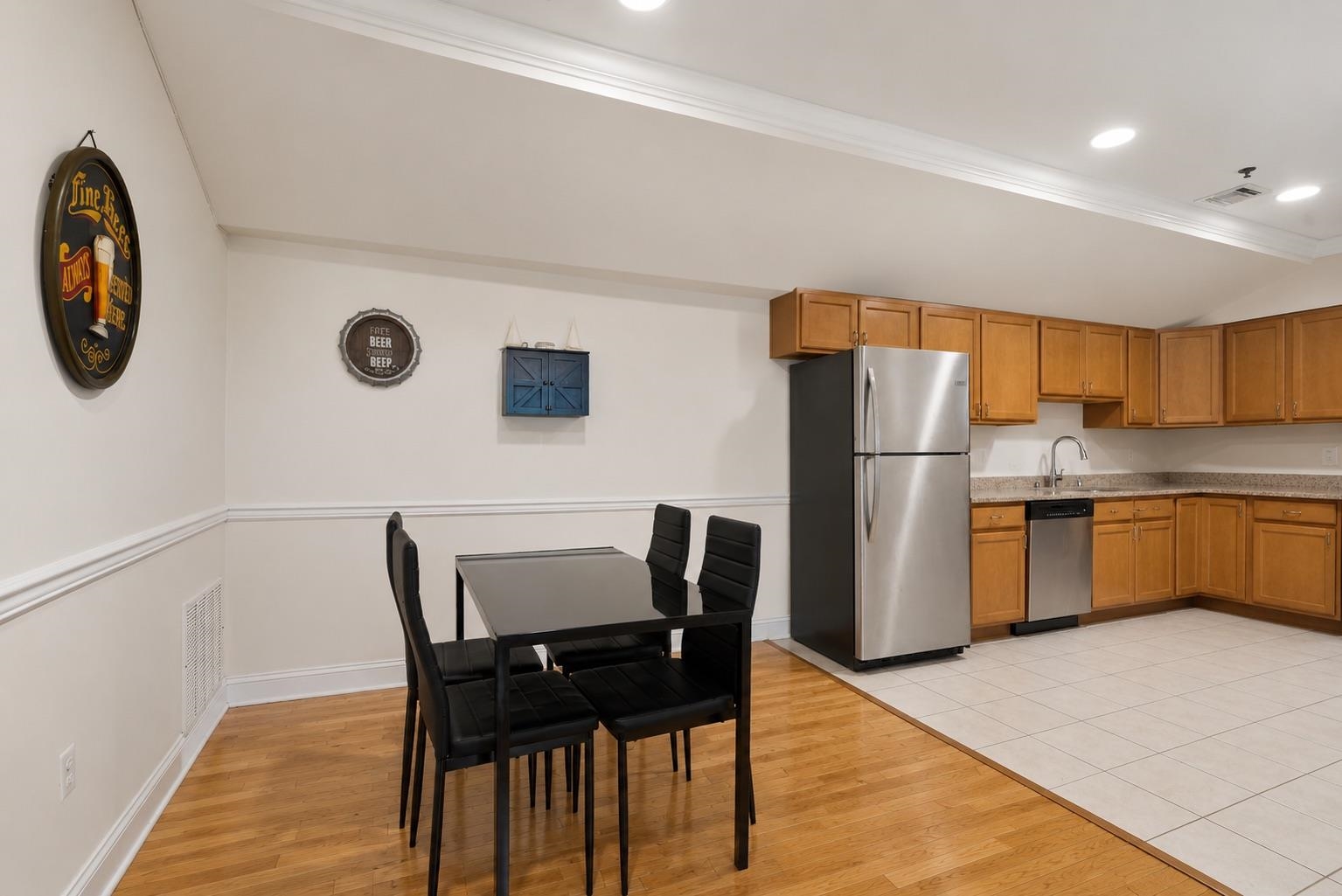 218 Jackson St 7b Property Photo 16