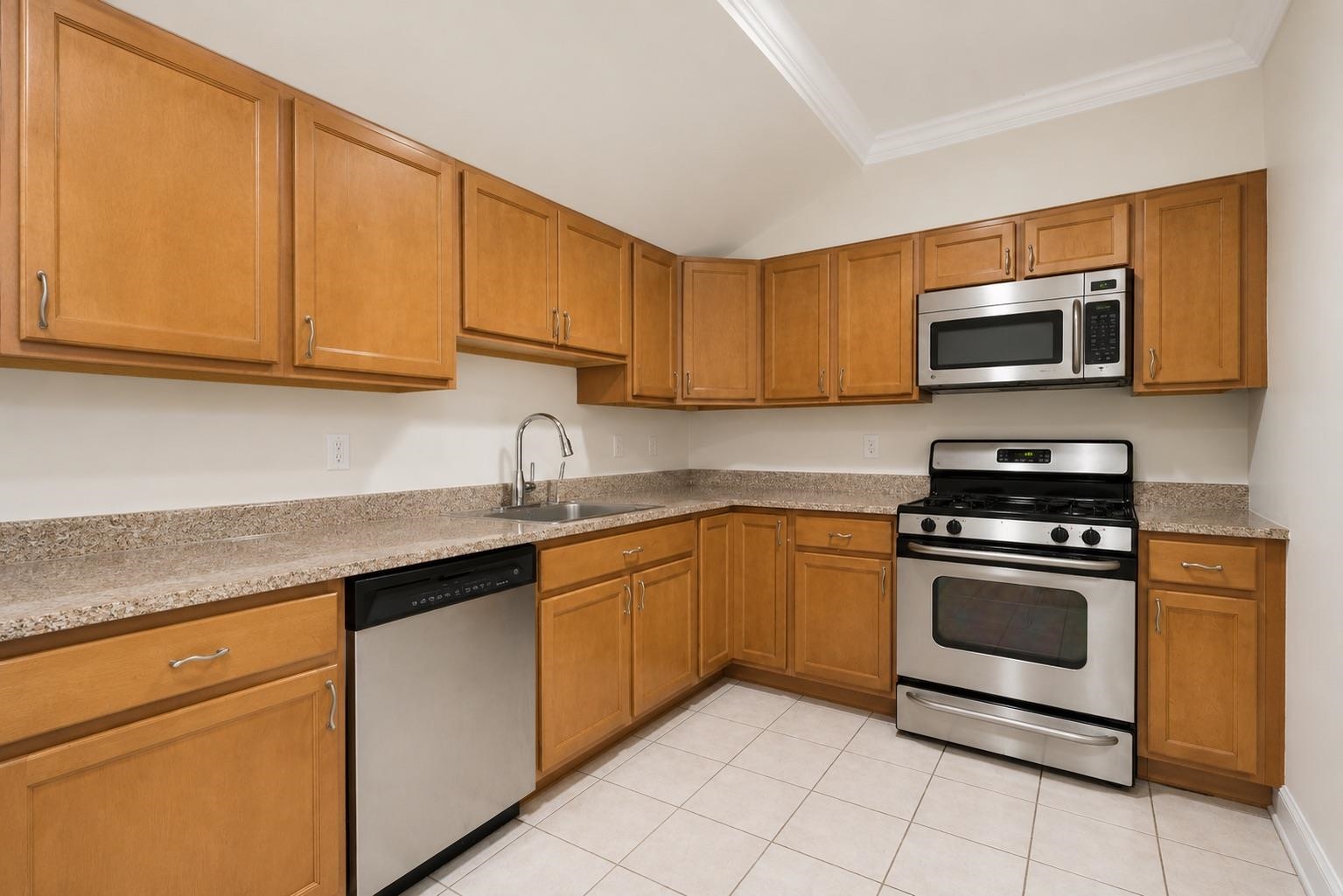 218 Jackson St 7b Property Photo 18
