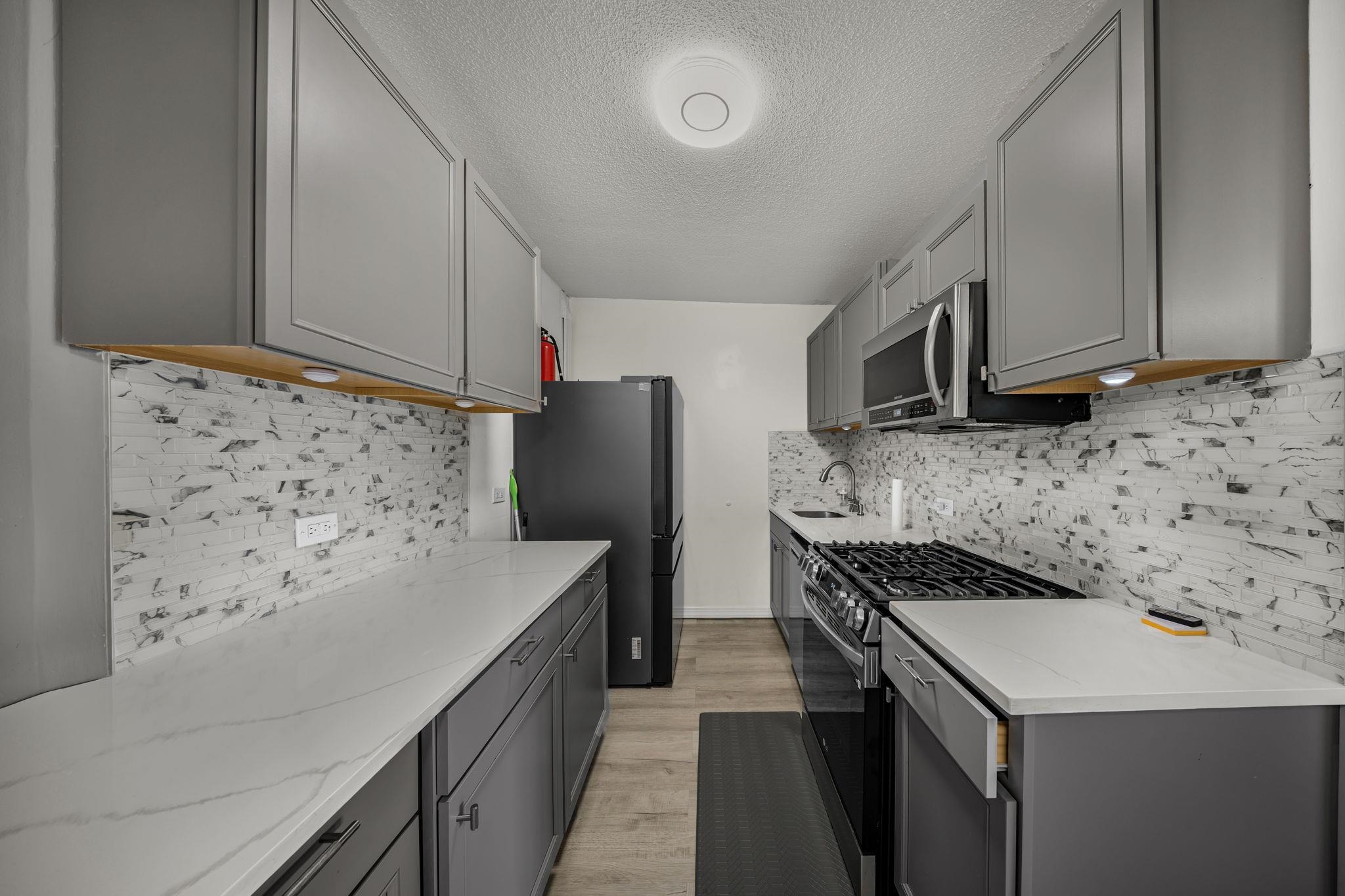 7002 Blvd East 6f Property Photo 17