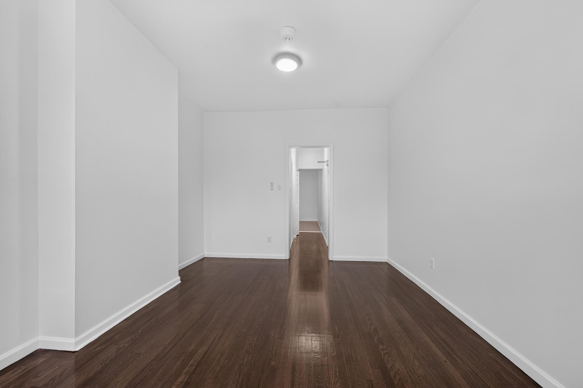 210 36th St #1l Property Photo 11
