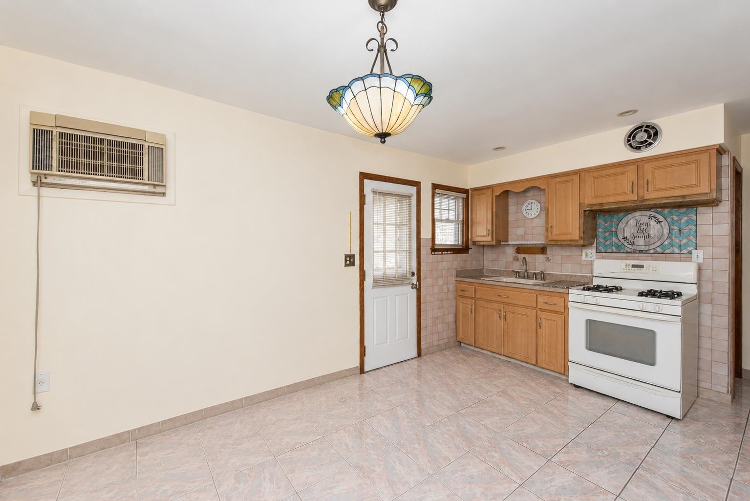 1456 76th St Property Photo 10