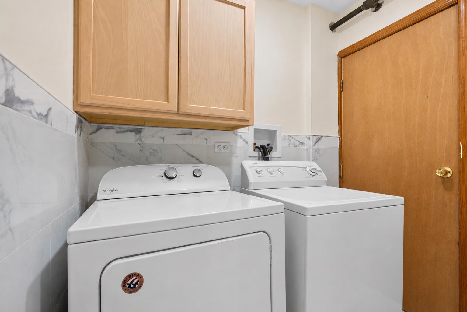 1219 51st St Property Photo 9