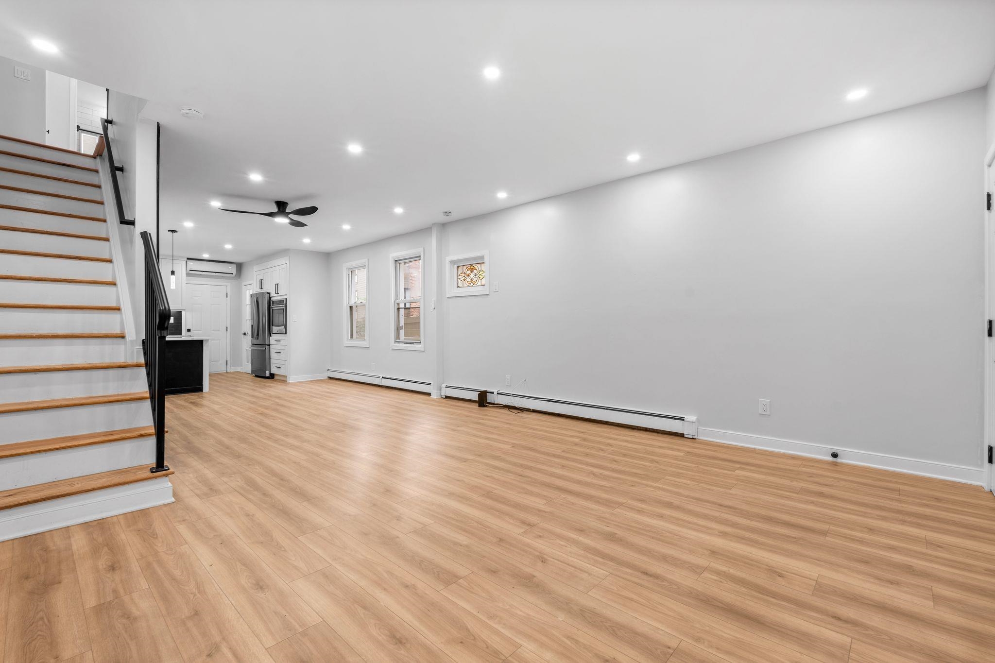 24 Park St Property Photo 4