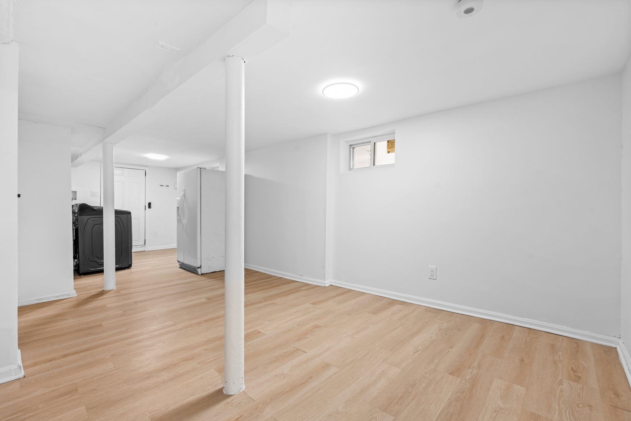 24 Park St Property Photo 25