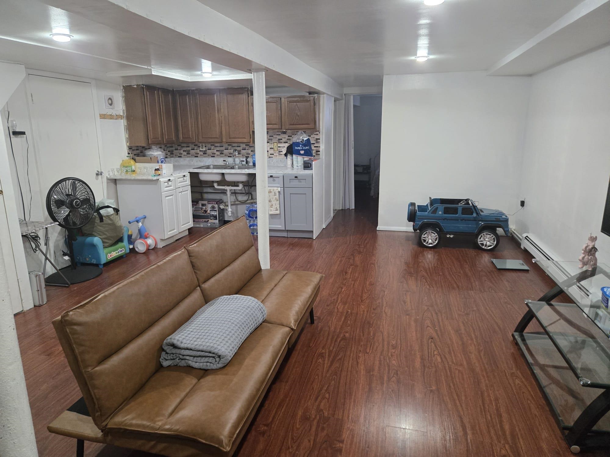 1511 76th St Property Photo 3