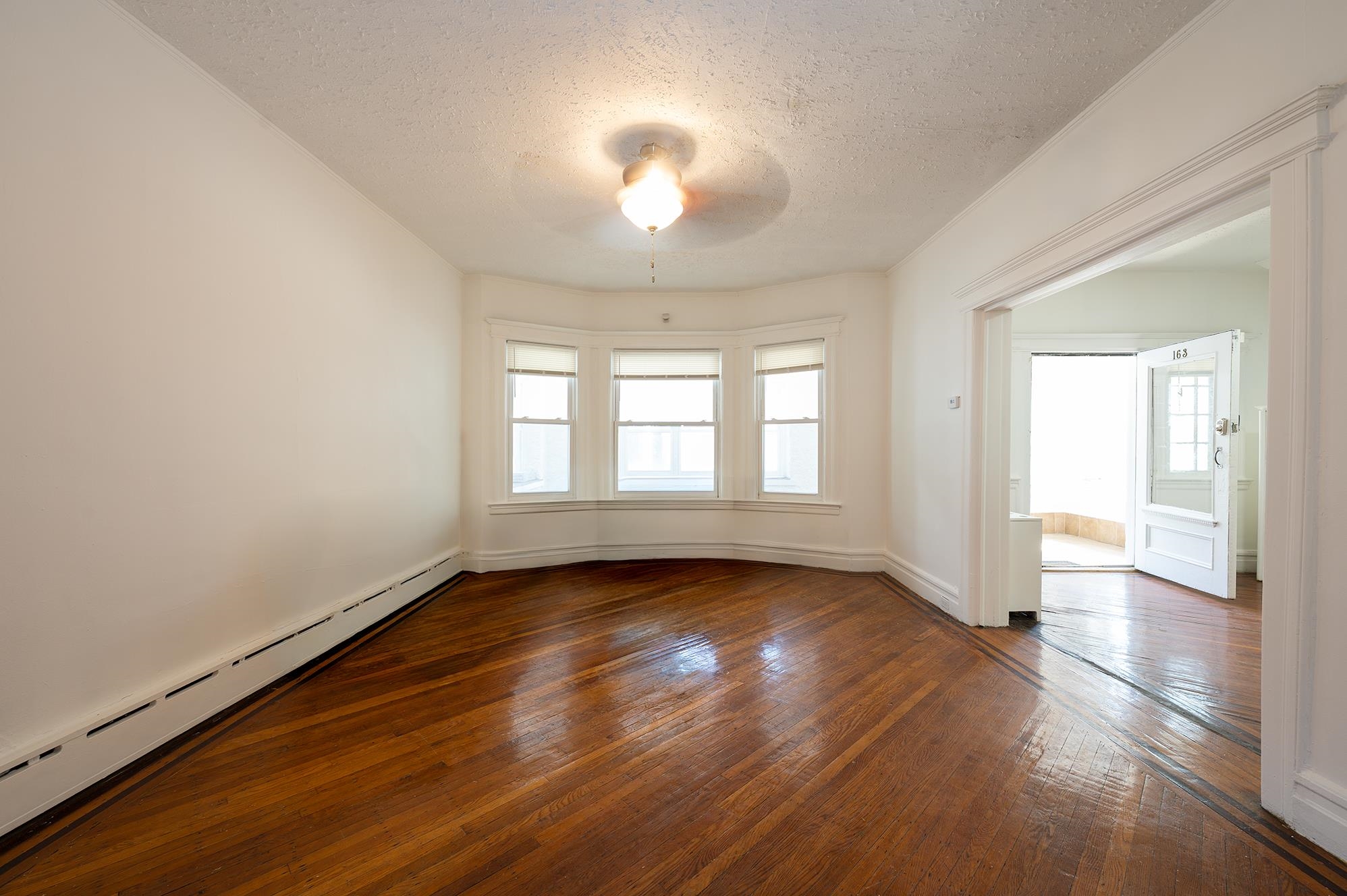 163 Jewett Ave Property Photo 4