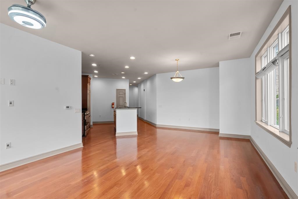 7400 River Rd 438 Property Photo 12