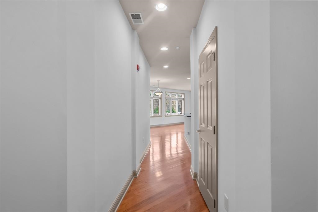 7400 River Rd 438 Property Photo 14
