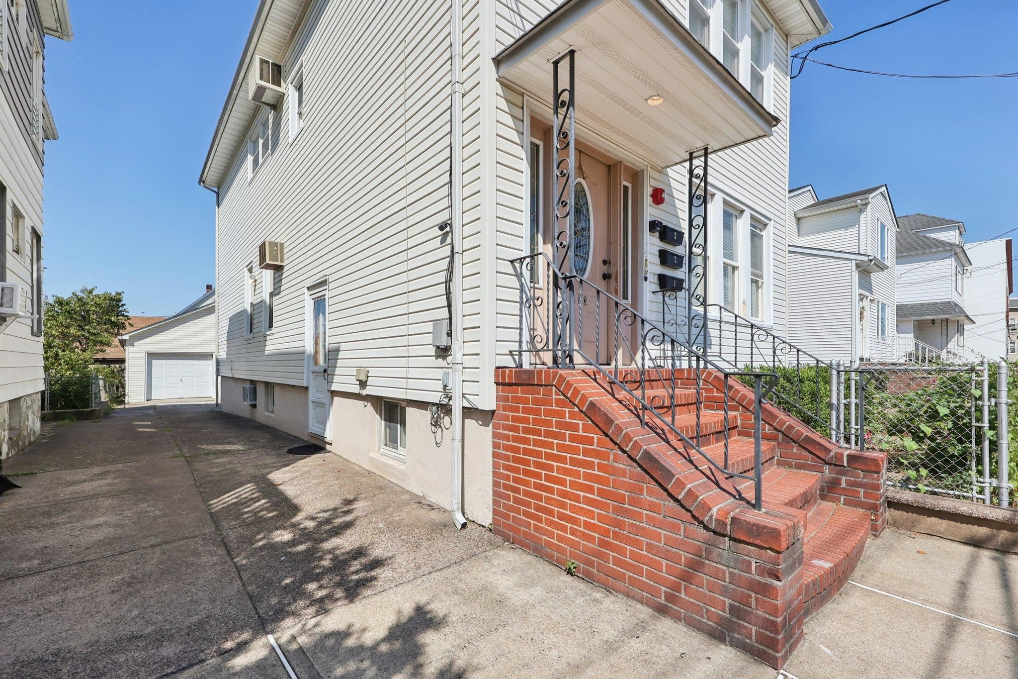 153 Banta Ave 1 Property Photo 2