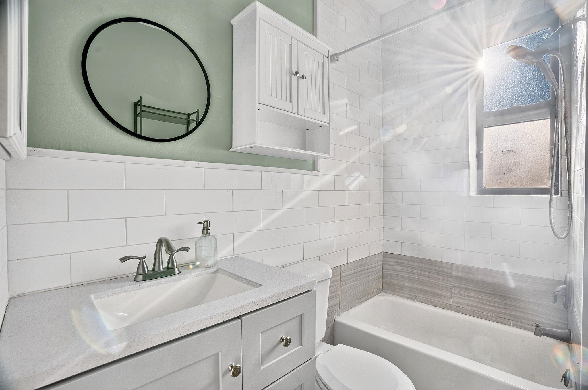 247 Montgomery St Unit# 7 Property Photo 6