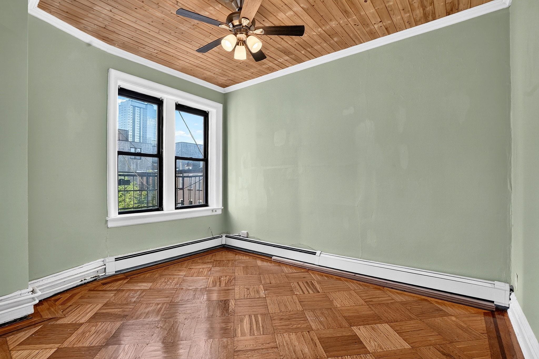 247 Montgomery St Unit# 7 Property Photo 12