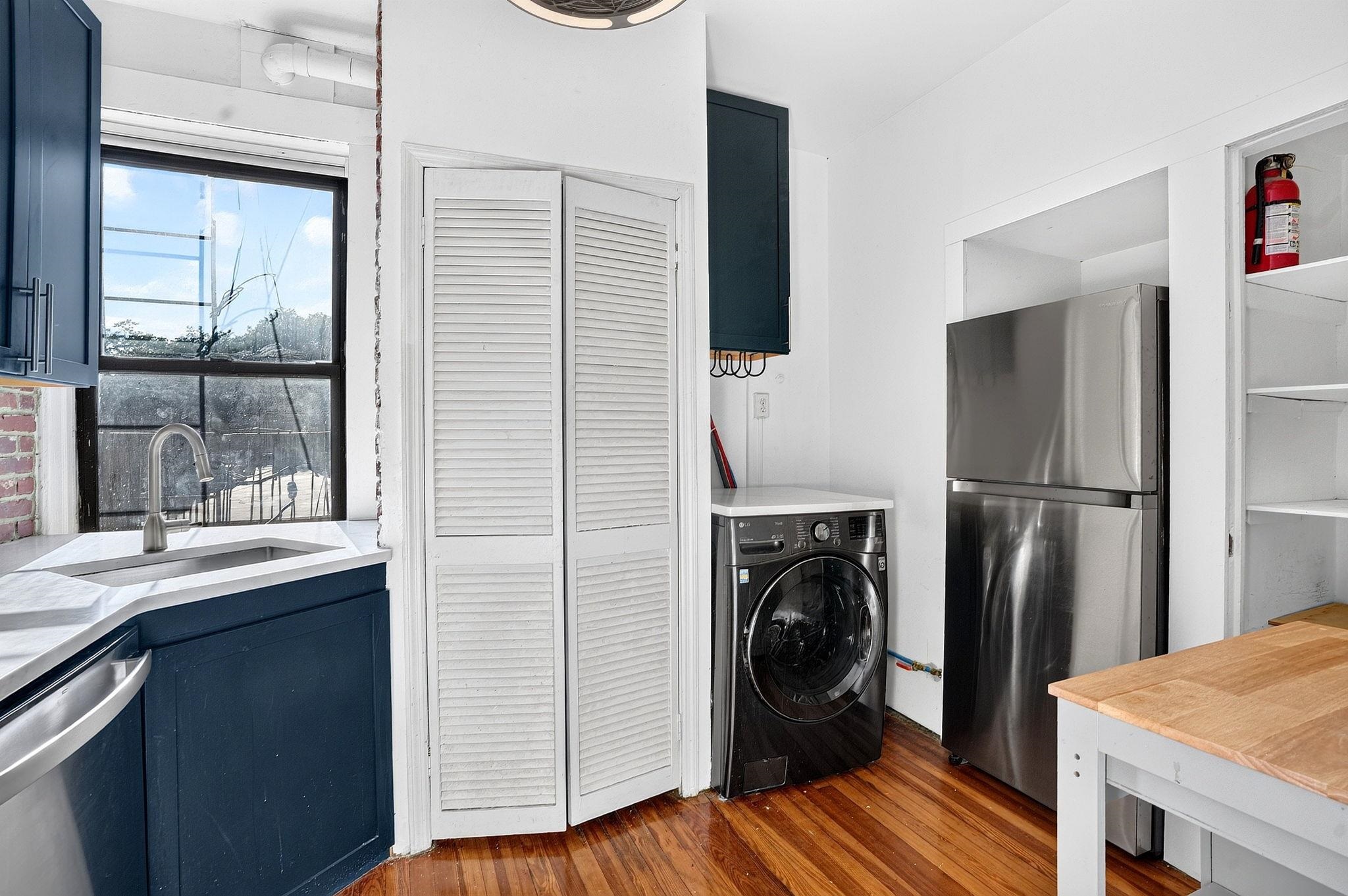 247 Montgomery St Unit# 7 Property Photo 15