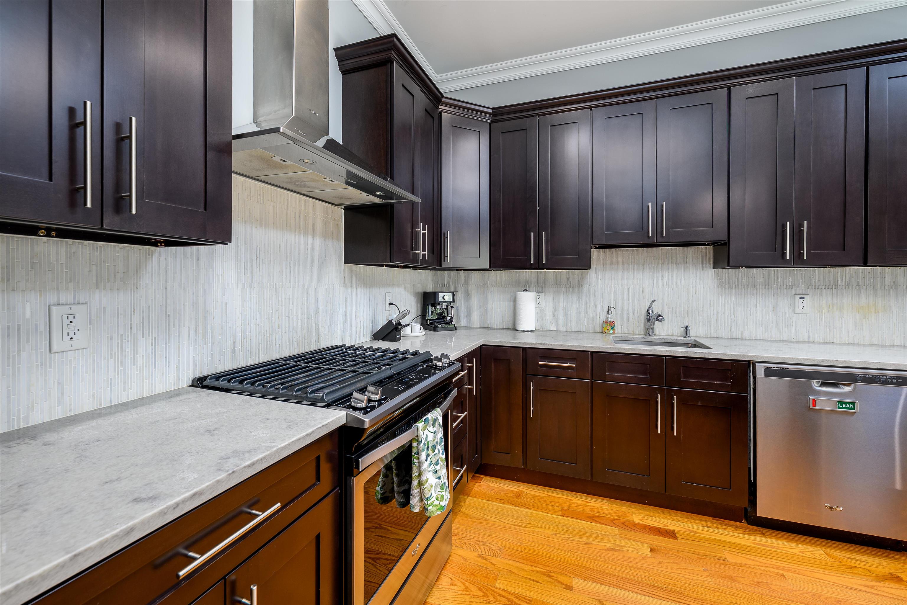 40 Milton Ave 1 Property Photo 5