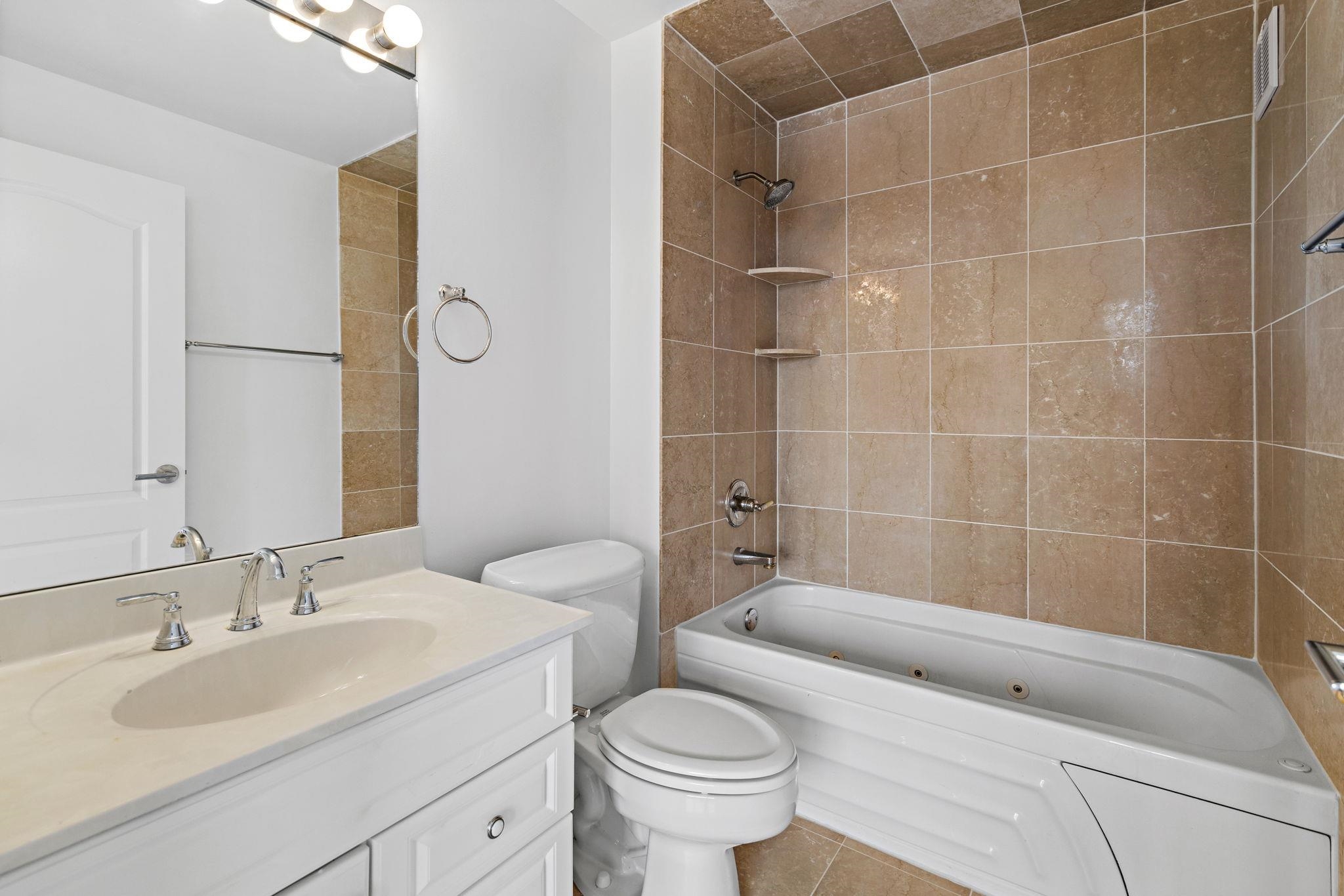 415 Newark St 8c Property Photo 18