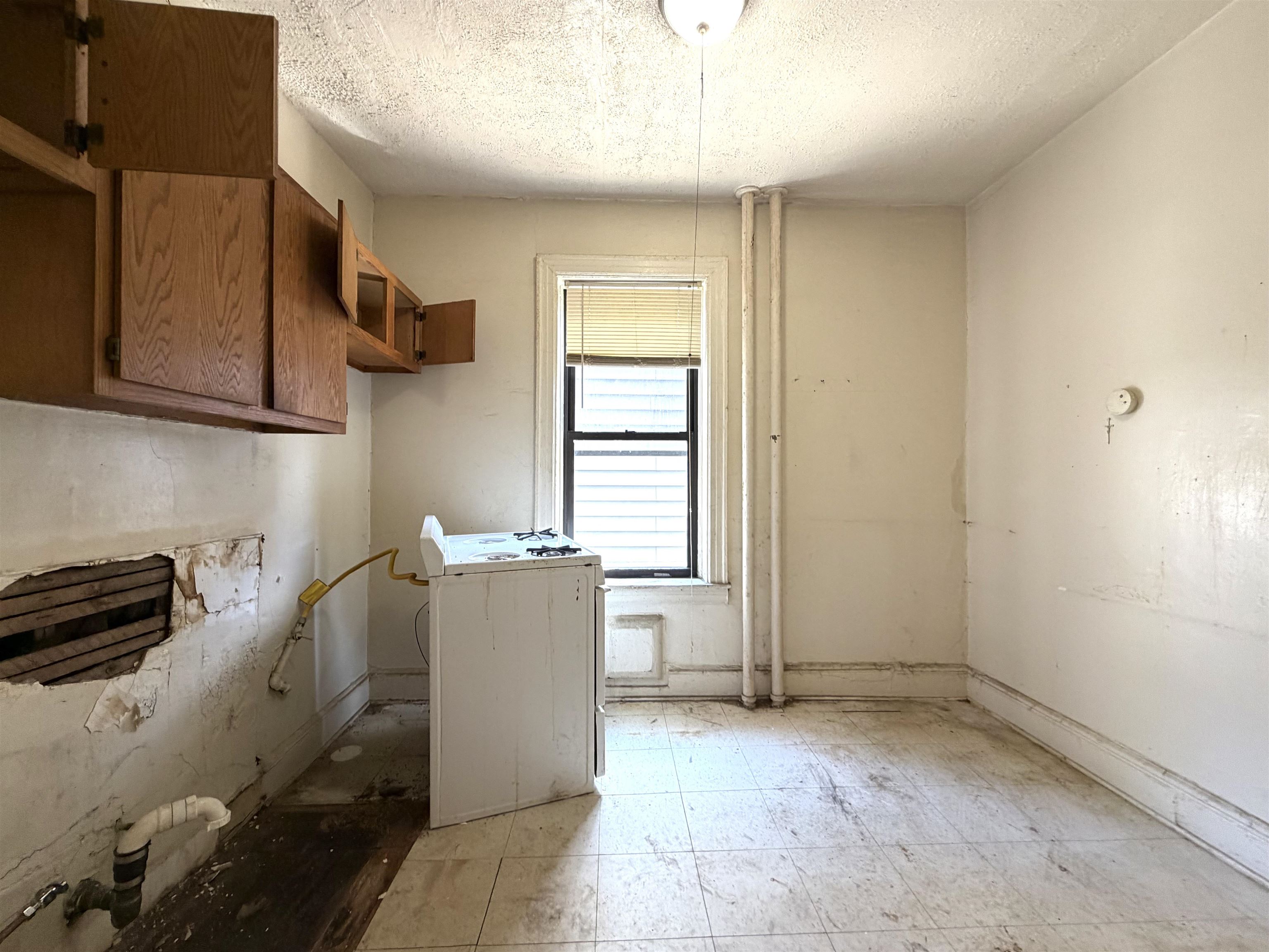 680 Kennedy Blvd 102 Property Photo 7