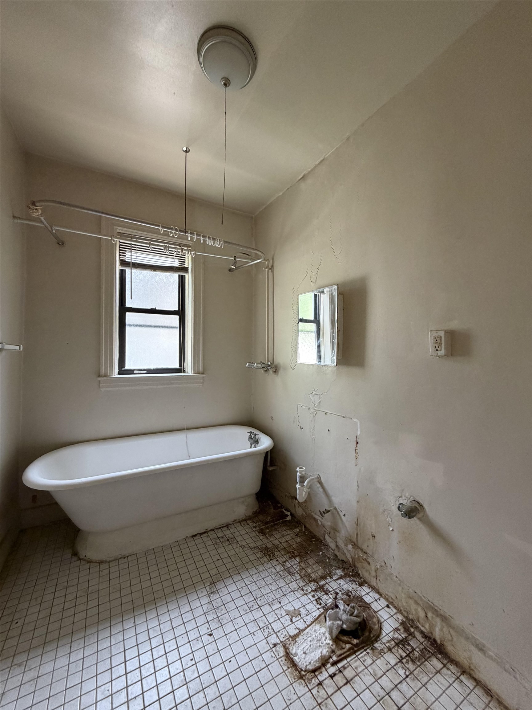 680 Kennedy Blvd 102 Property Photo 12
