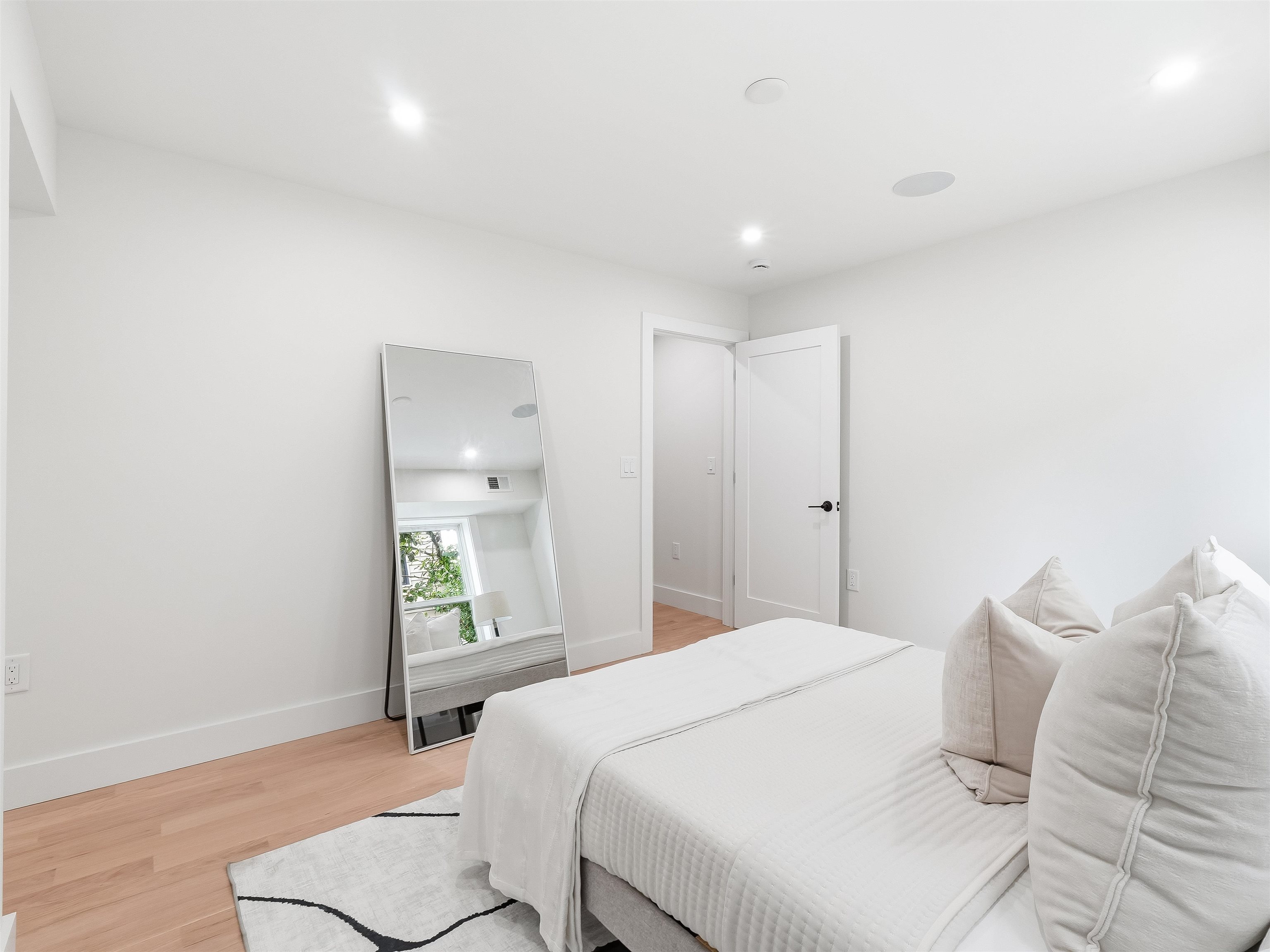 152 Bleecker St 4 (adu) Property Photo 14