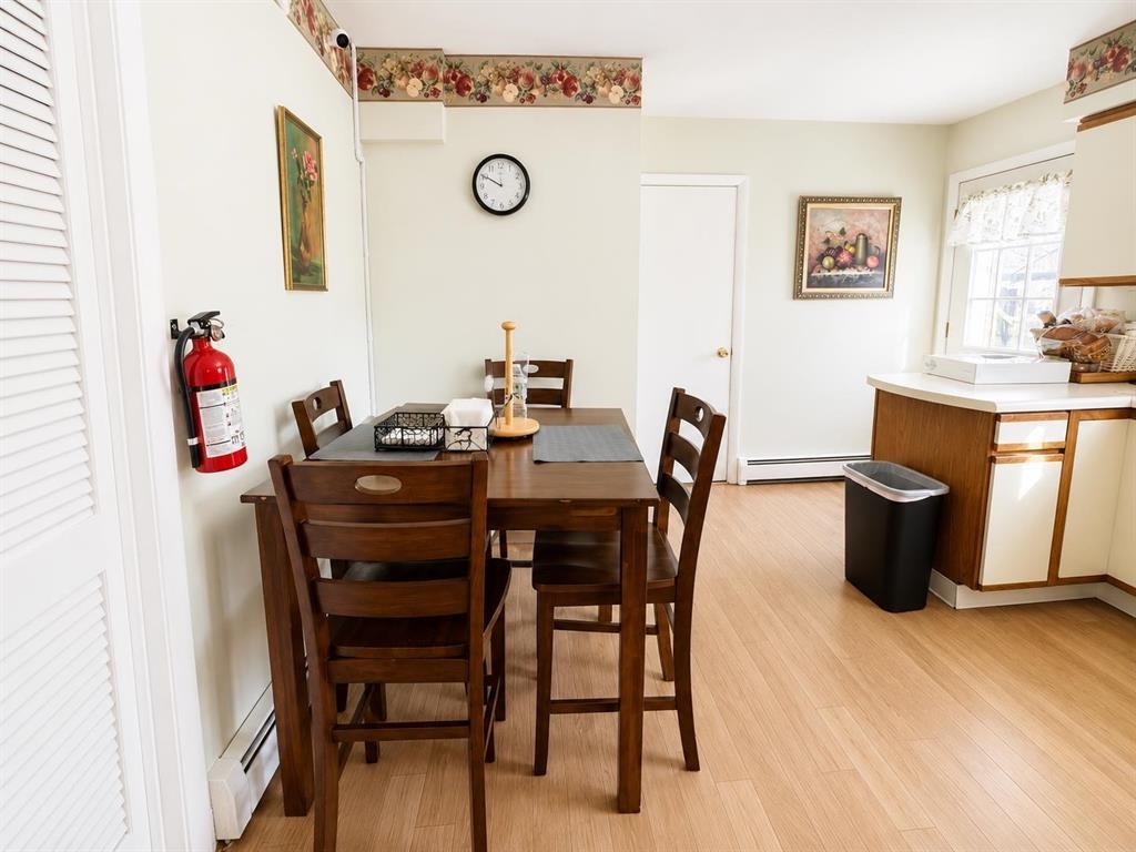 49 Frances Ave Property Photo 4