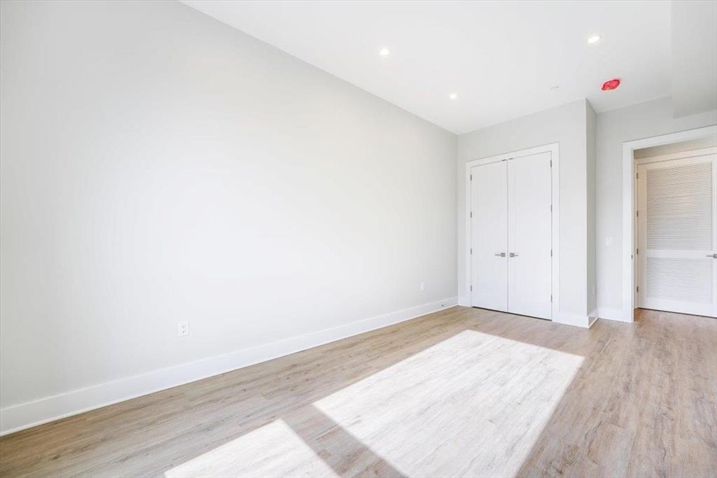 667-665 Grand St 208 Property Photo 8