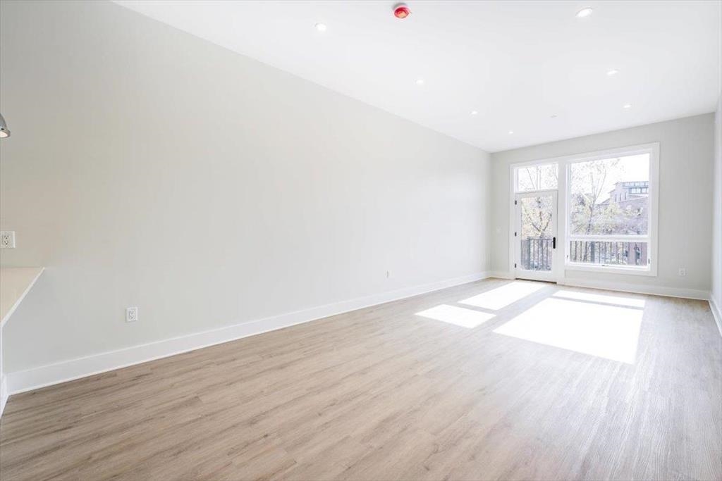 667-665 Grand St 208 Property Photo 10