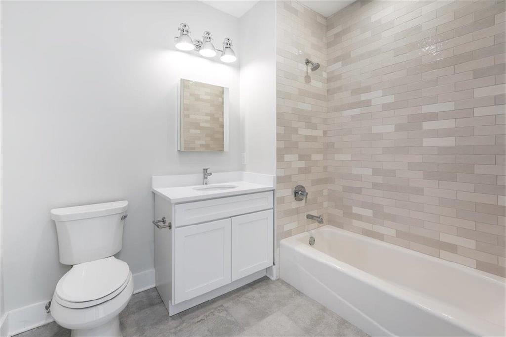 667-665 Grand St 208 Property Photo 14